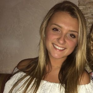 Meet your Posher, Alyssa